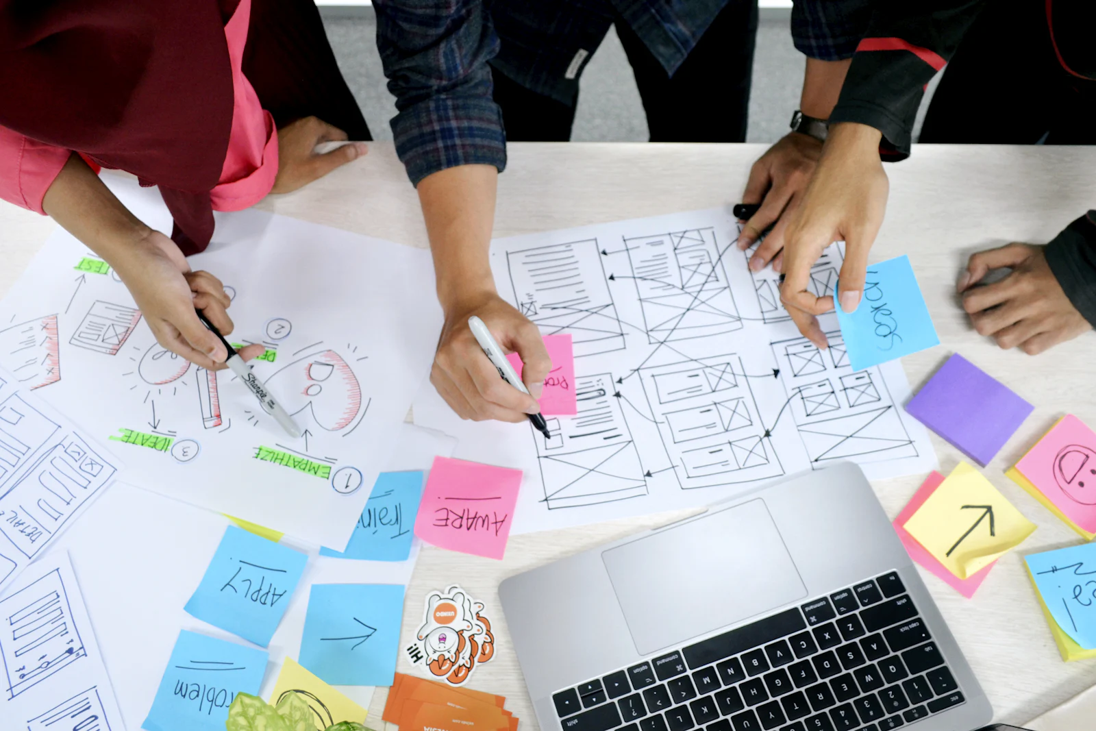 Creative design sprint on a workstation